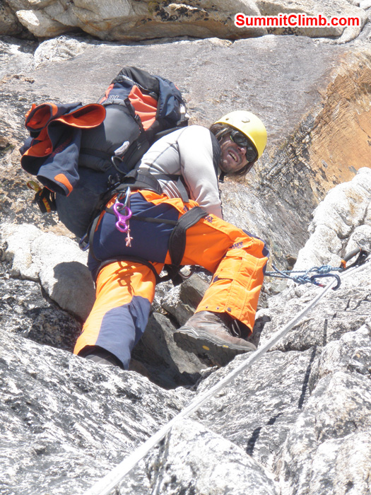 Interesting climbing between camp 1 and camp 2. Photo Kunnar Karu