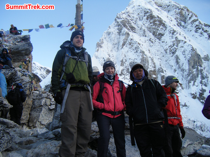 Trekkers team summit of Kalapathar. Photo by Hyker, everest base camp